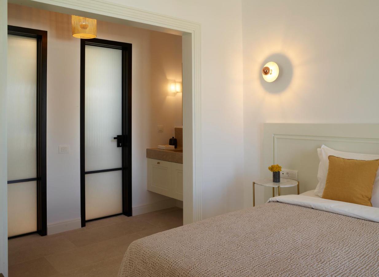 Bonzoe Suites & Villas Mykonos Town Exterior photo